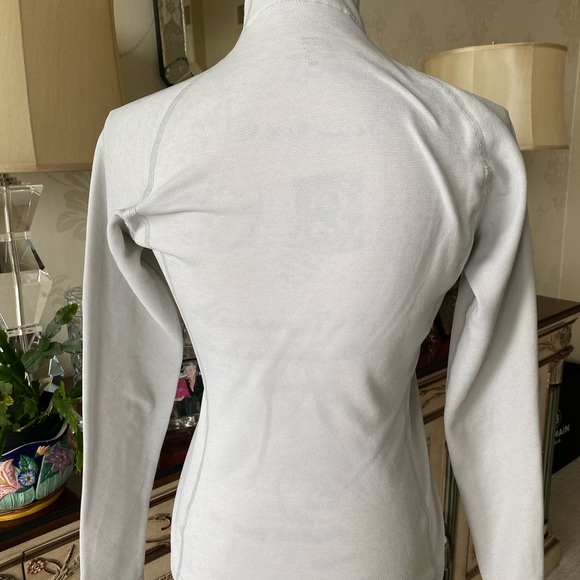 WOMENS PATAGONIA PULLOVER - Picture 4 of 9